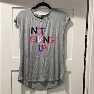 Gray Graphic Lularoe tenacious cap sleeve rise top size xs